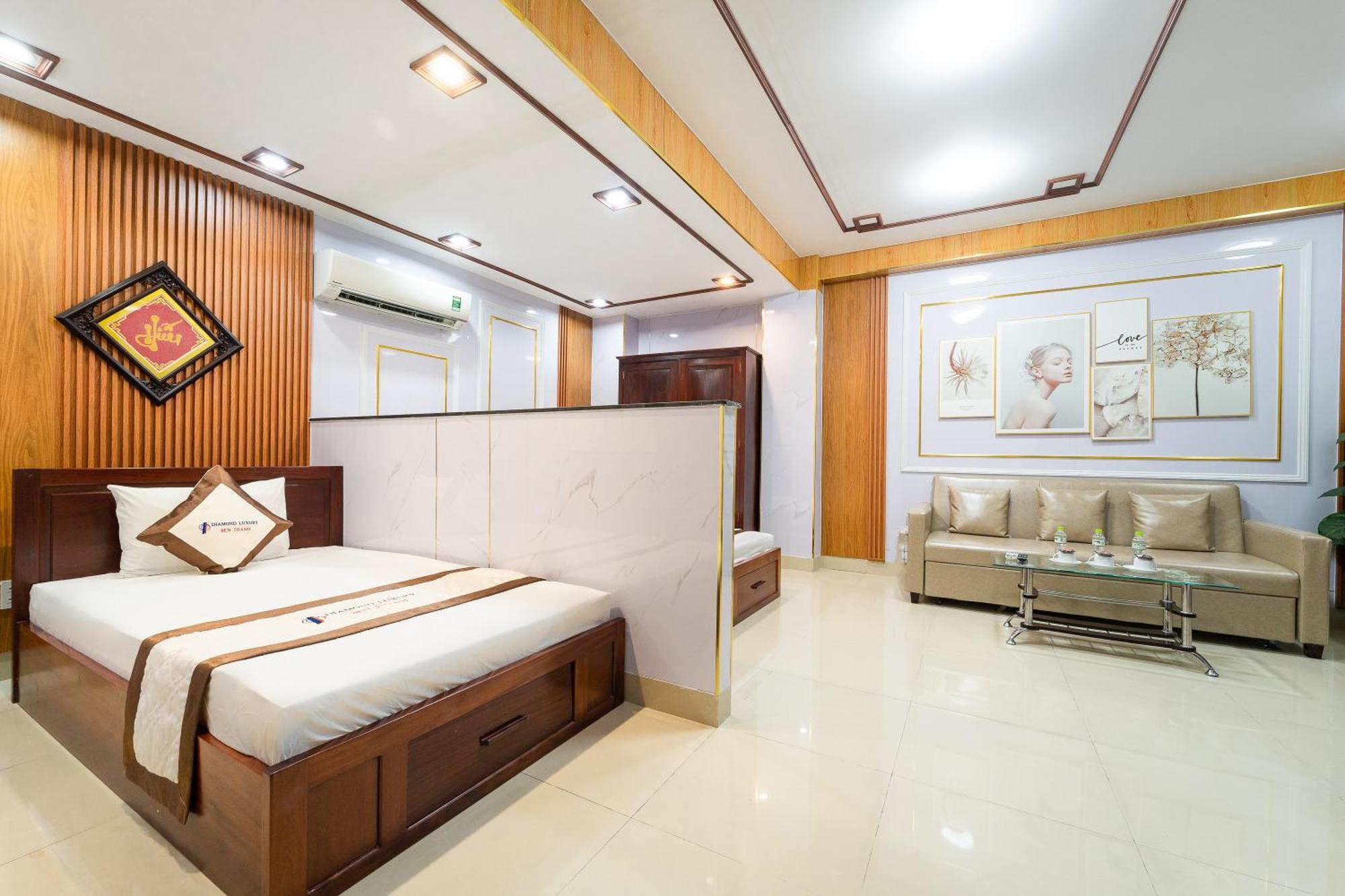 Diamond Luxury Ben Thanh Ho Chi Minh City Exterior photo