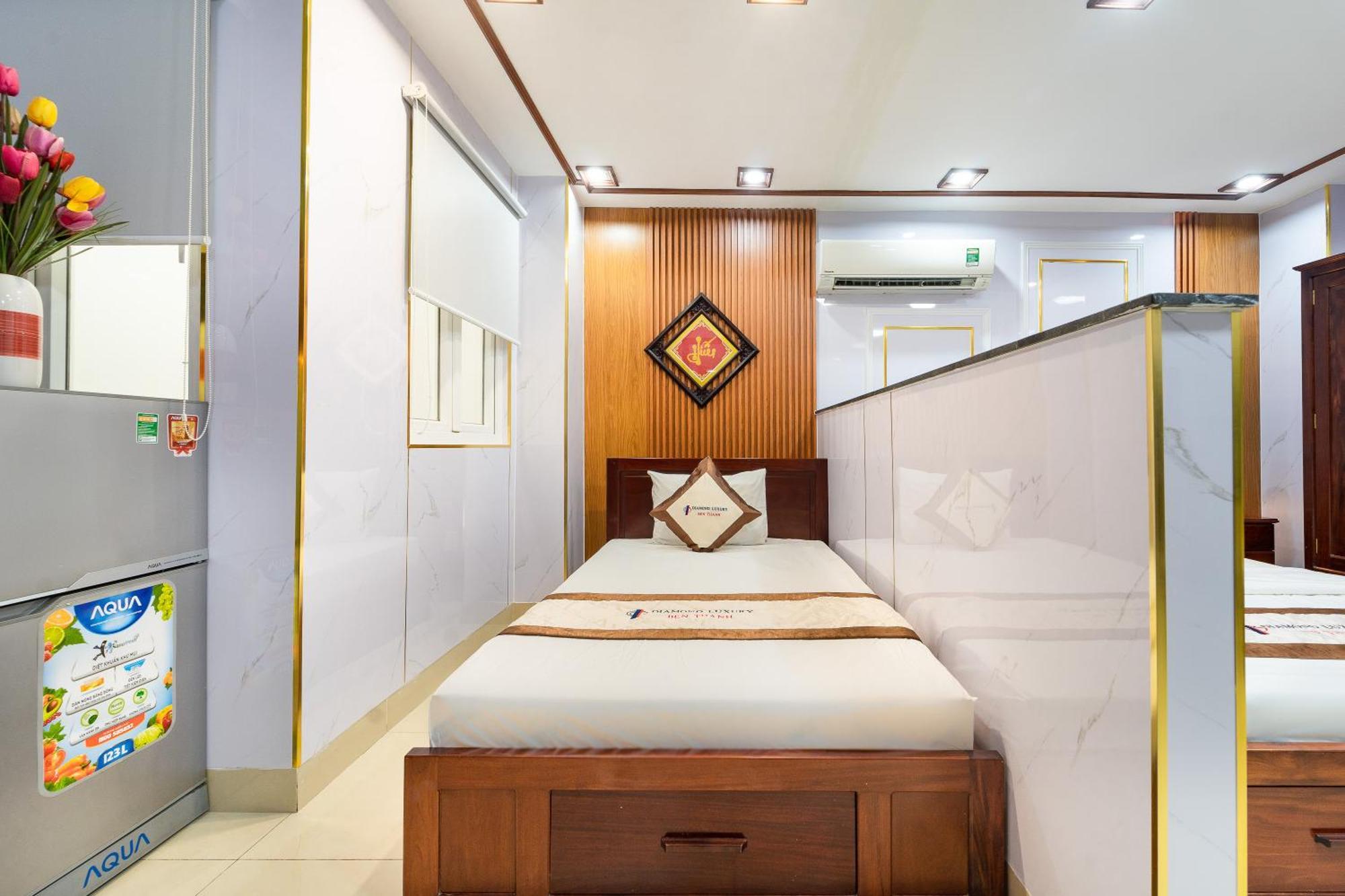 Diamond Luxury Ben Thanh Ho Chi Minh City Exterior photo