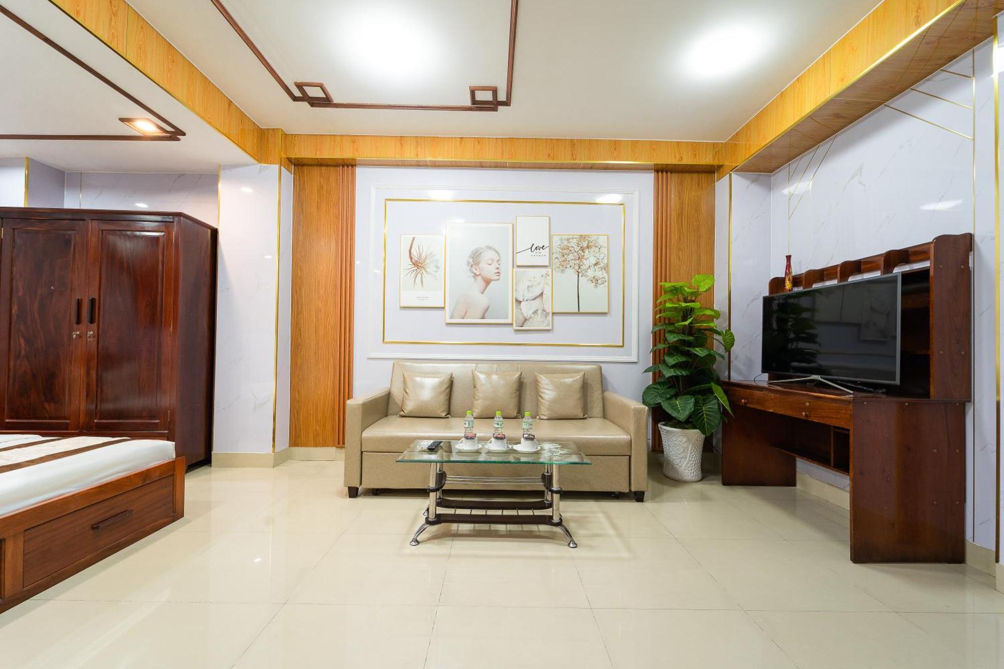 Diamond Luxury Ben Thanh Ho Chi Minh City Exterior photo
