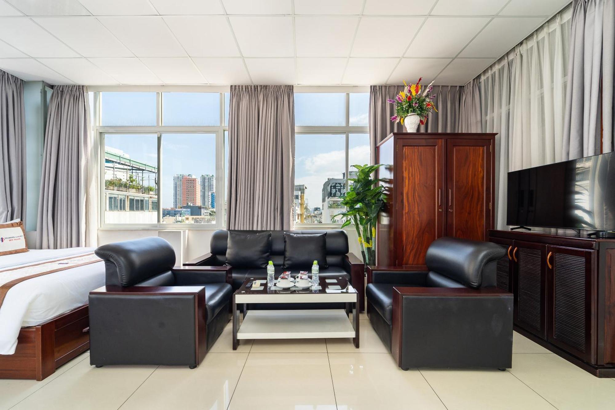Diamond Luxury Ben Thanh Ho Chi Minh City Exterior photo