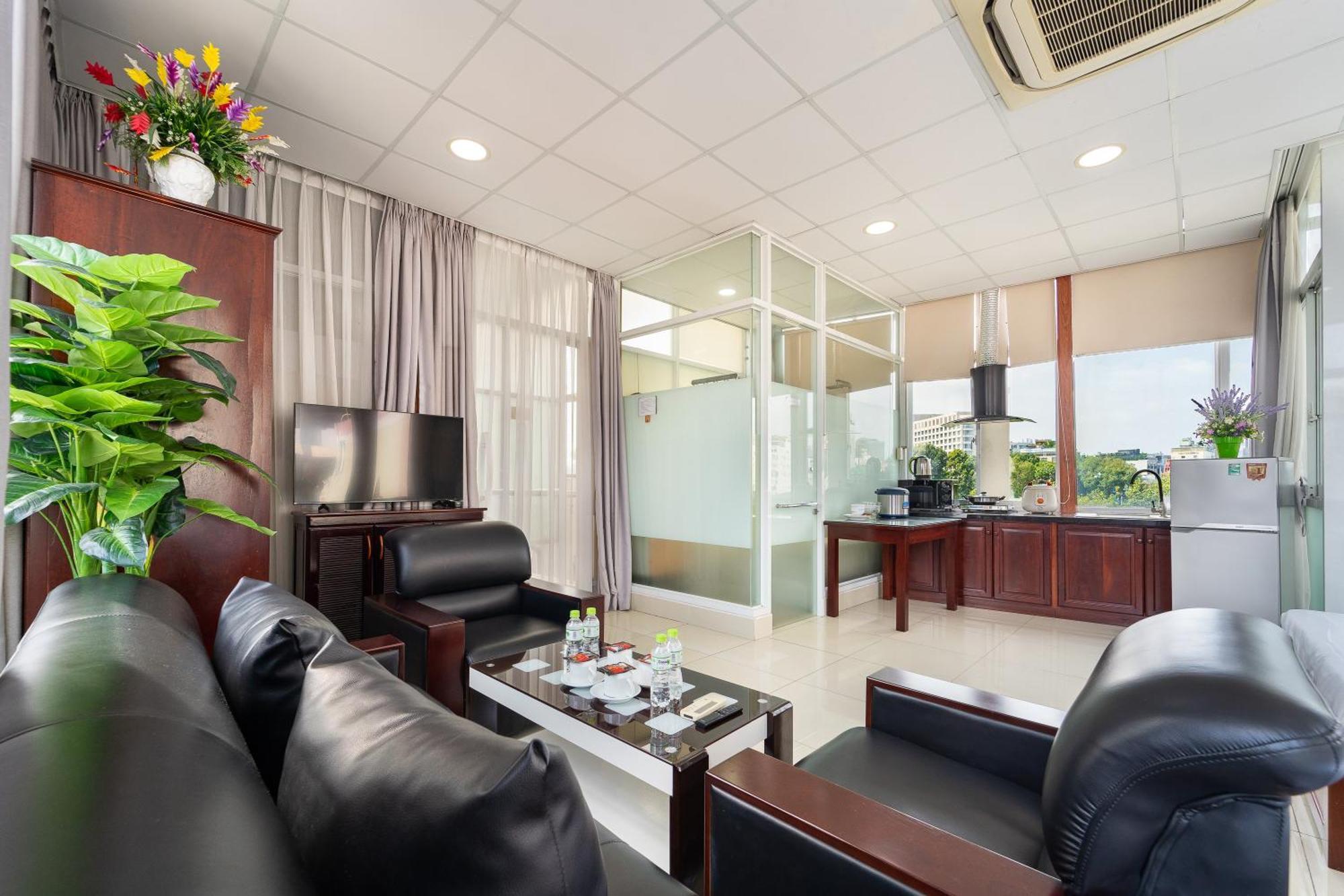 Diamond Luxury Ben Thanh Ho Chi Minh City Exterior photo