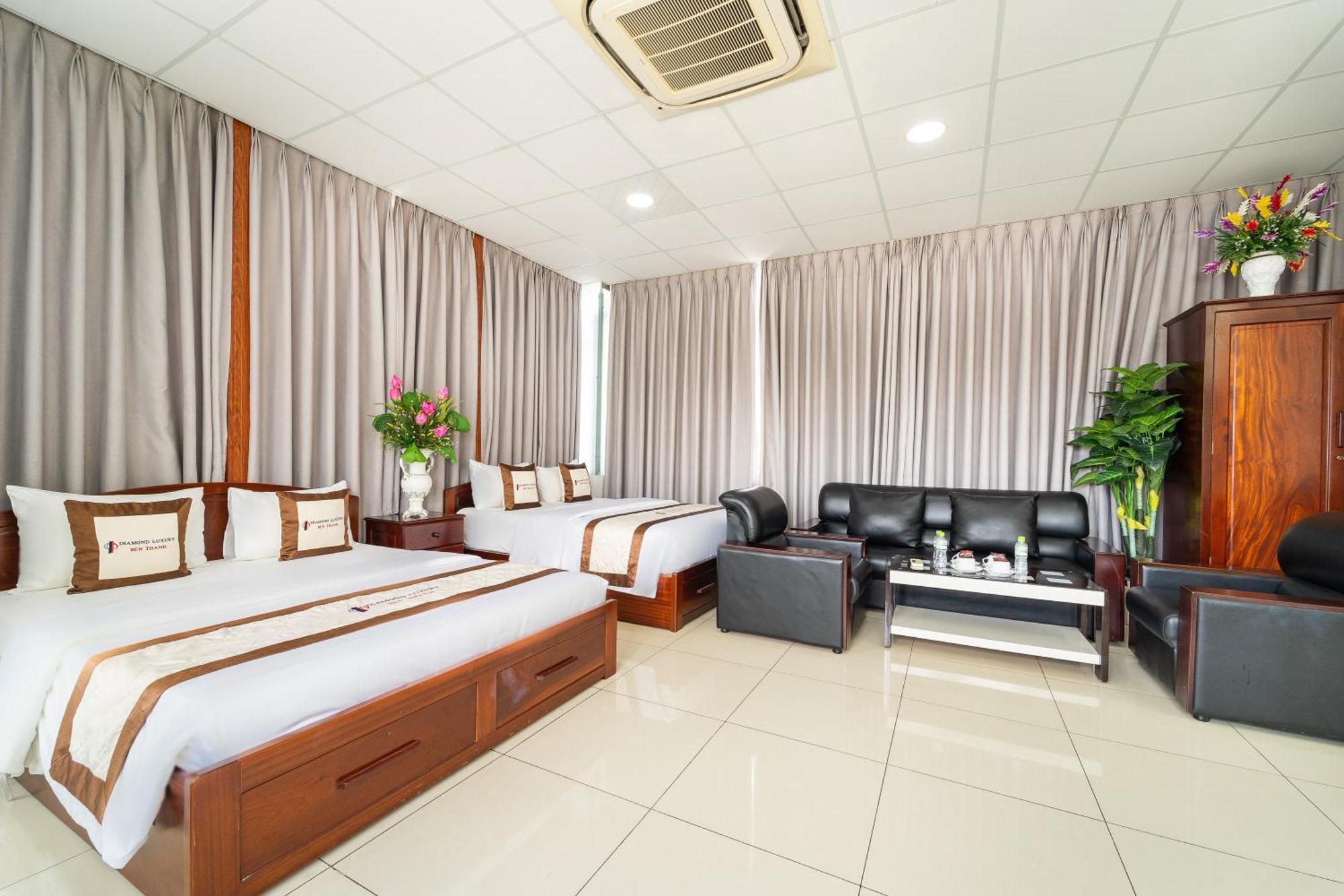 Diamond Luxury Ben Thanh Ho Chi Minh City Exterior photo