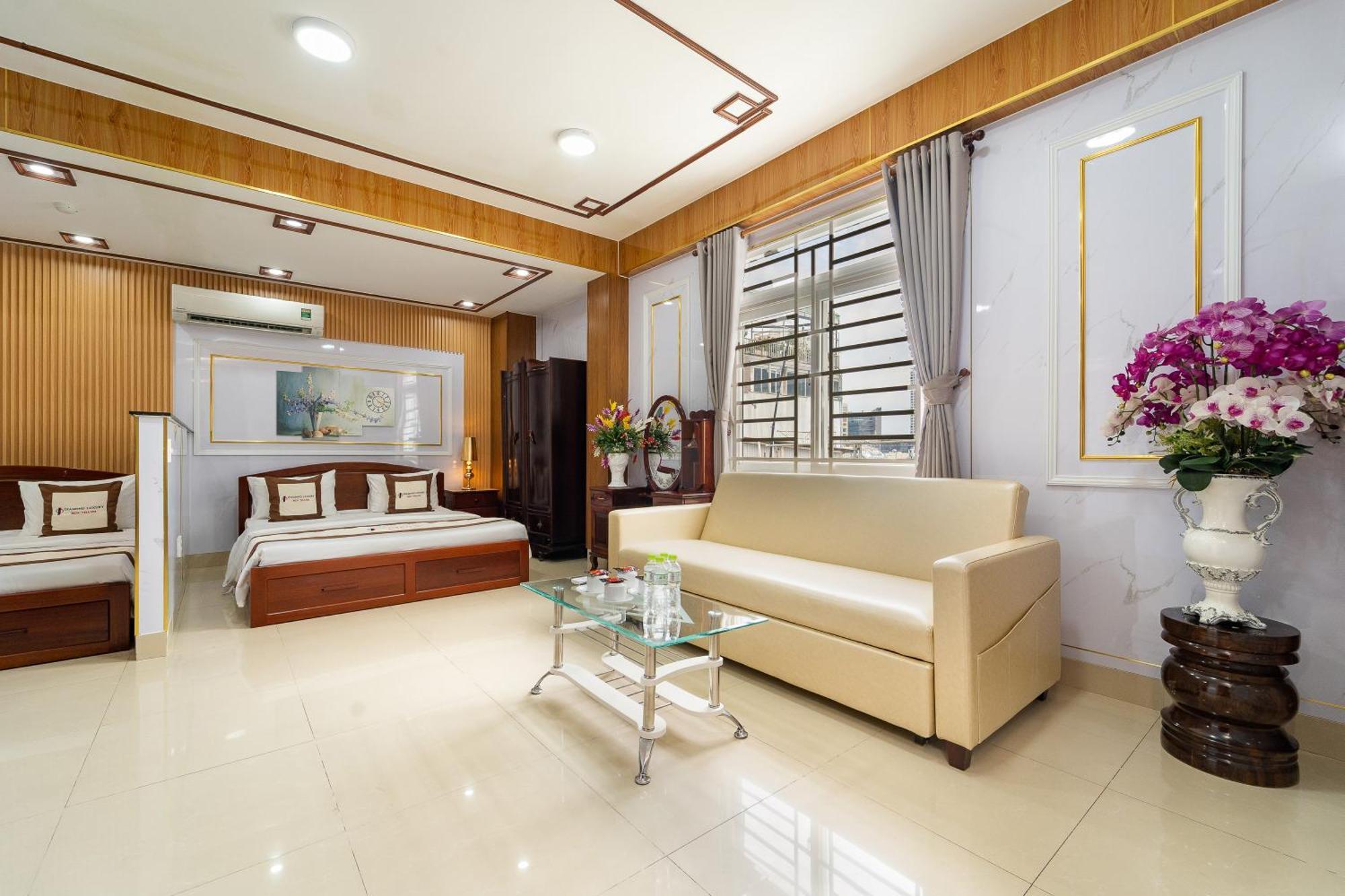 Diamond Luxury Ben Thanh Ho Chi Minh City Exterior photo