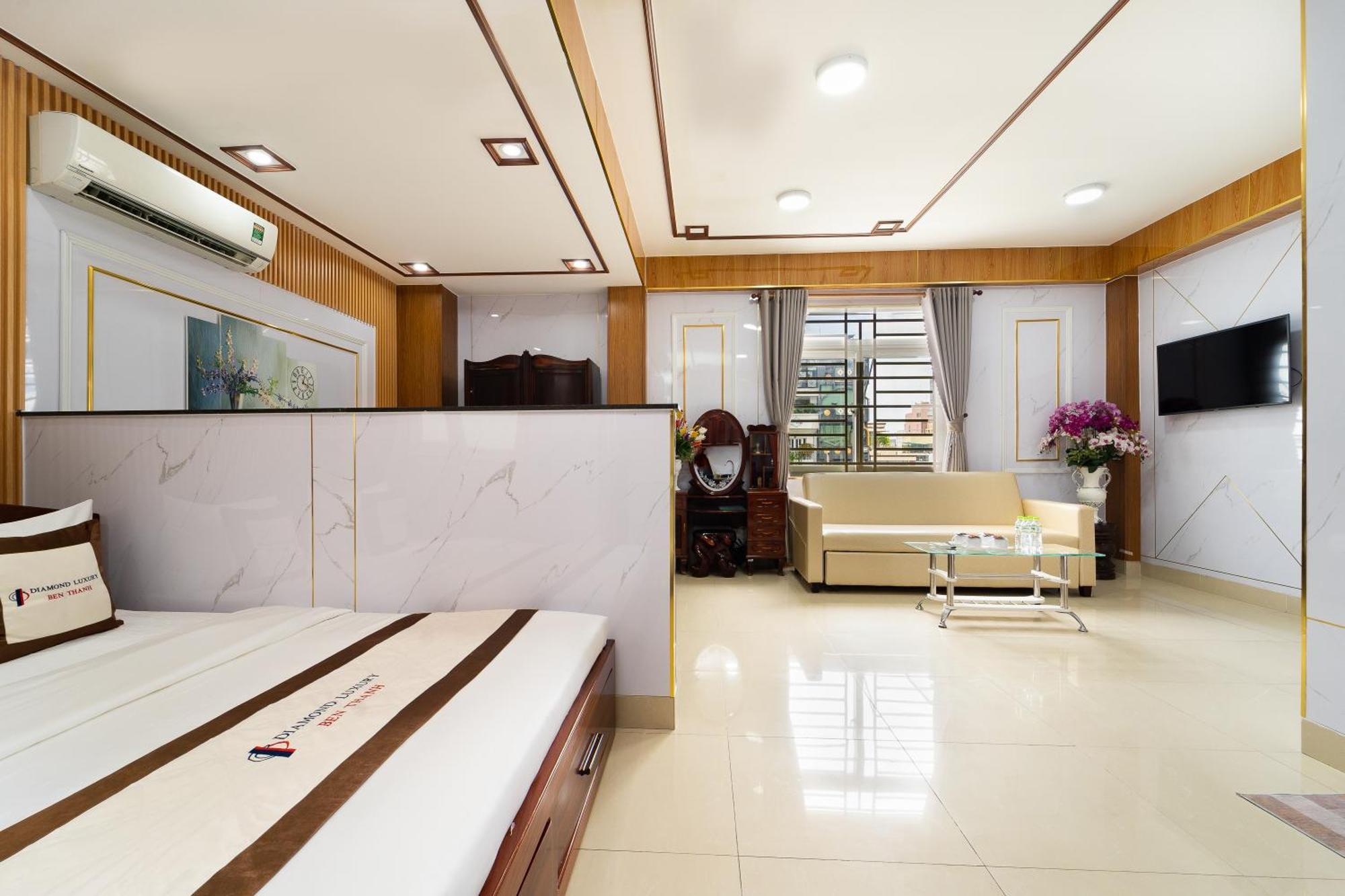 Diamond Luxury Ben Thanh Ho Chi Minh City Exterior photo