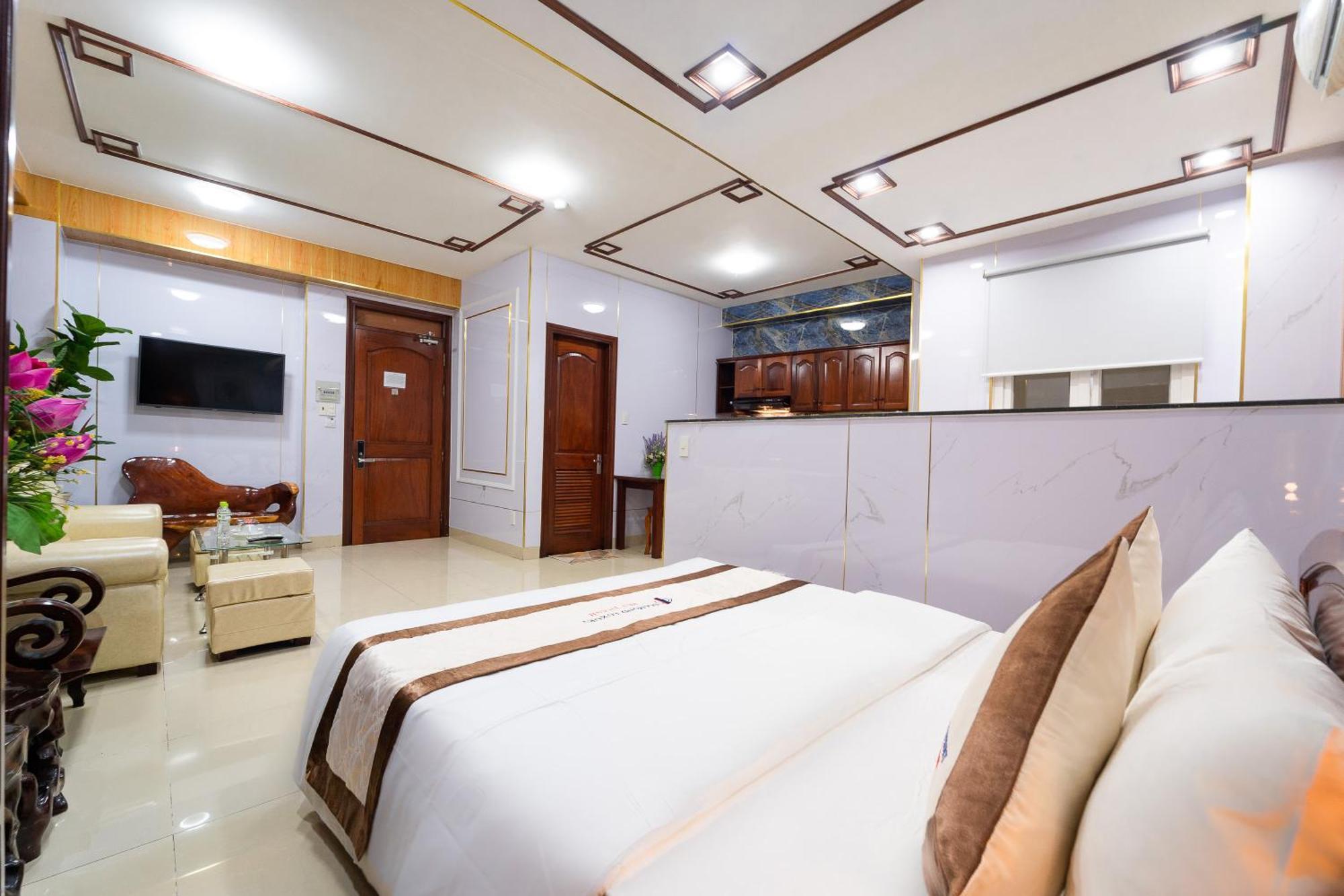Diamond Luxury Ben Thanh Ho Chi Minh City Exterior photo