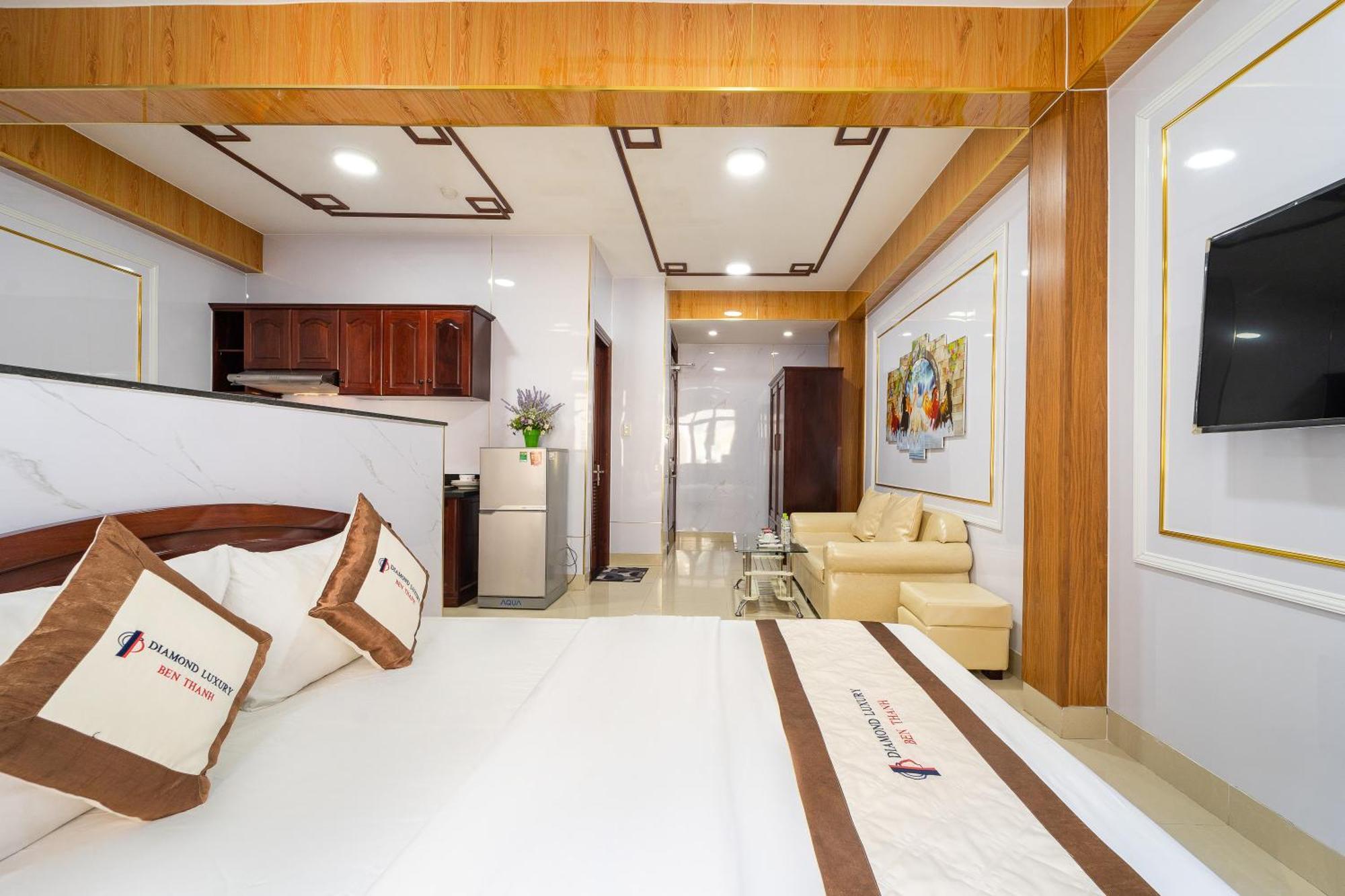 Diamond Luxury Ben Thanh Ho Chi Minh City Exterior photo